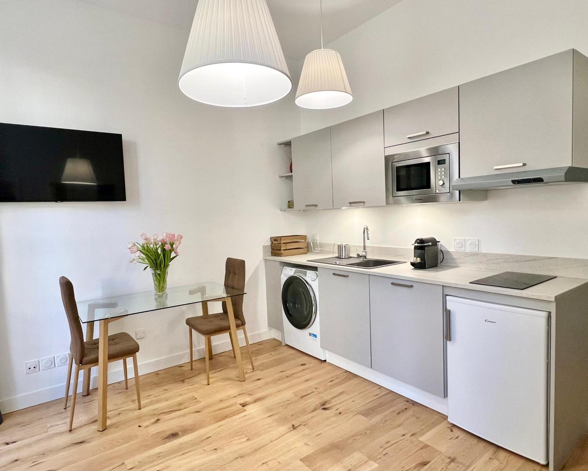 Confortable Central Studio To Discover Nice Exterior photo